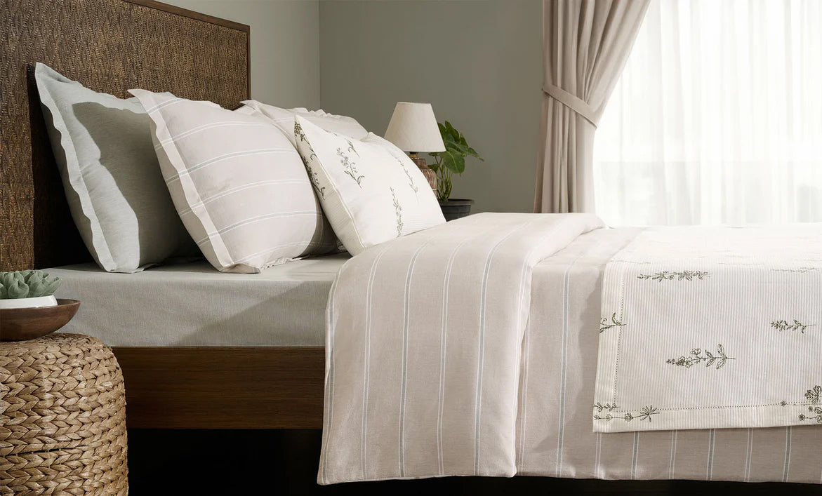 The Art of Making Your Bed: Small Details That Make a Big Difference