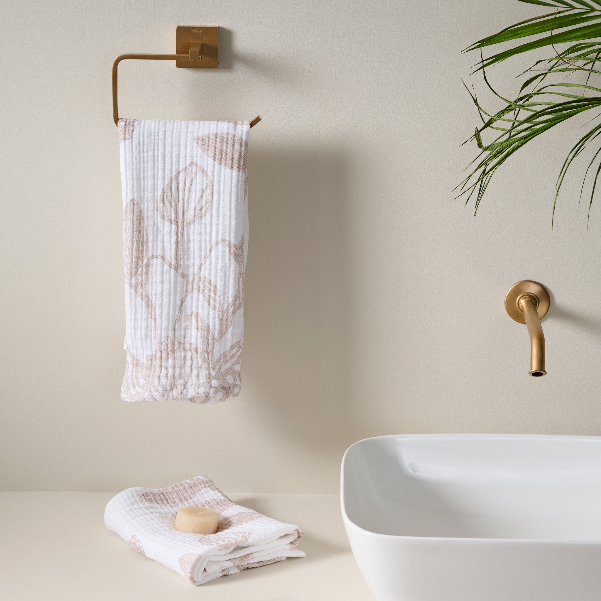 Vine Bloom | Cotton Gauze | Hand Towel