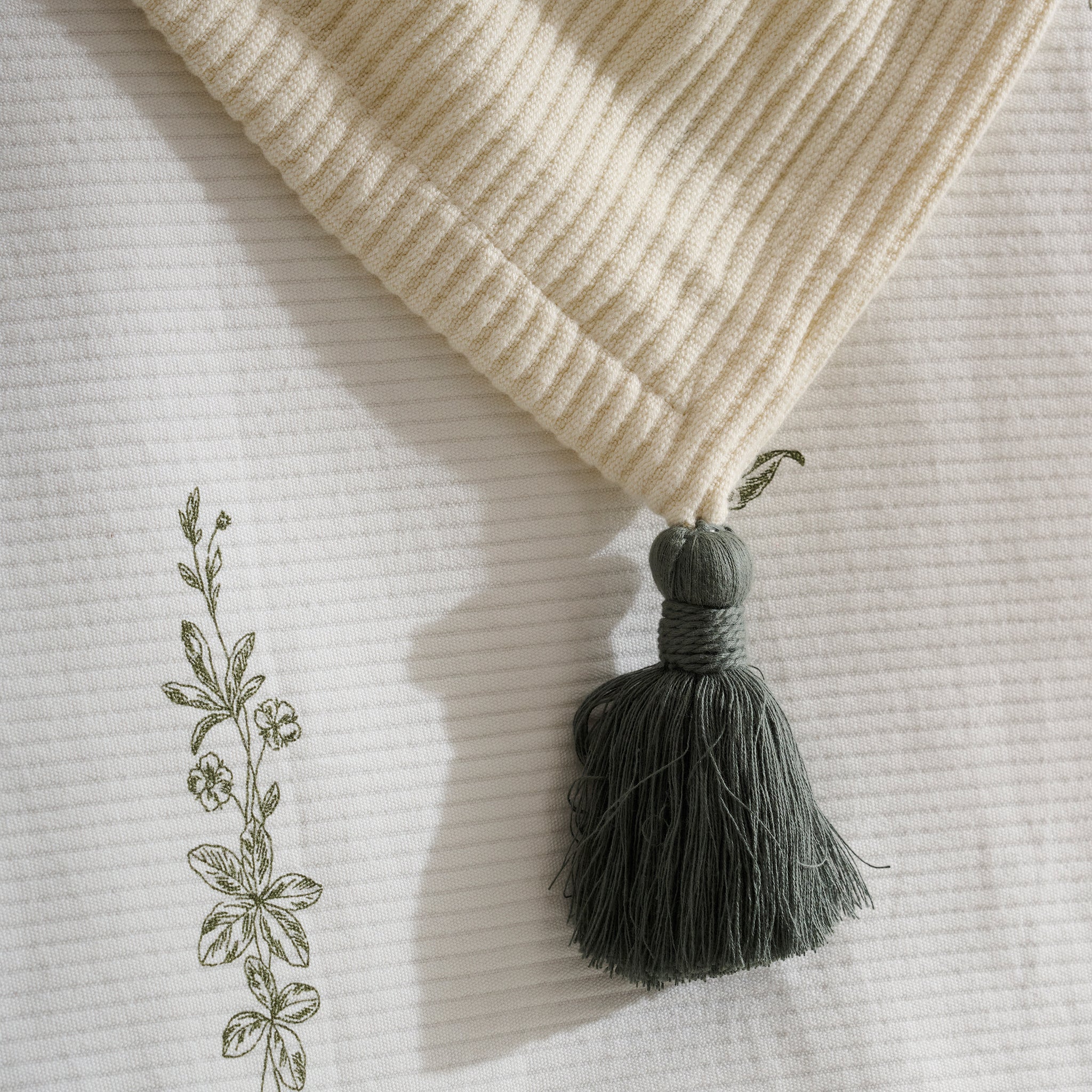 Cream Plume | Cotton Bamboo | Cord Rib | Throw