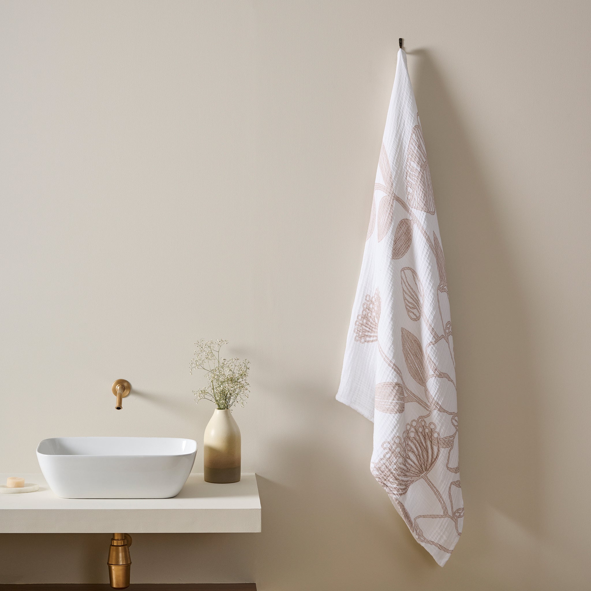 Vine Bloom | Cotton Gauze | XL Bath Towel